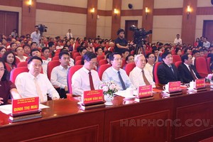 會議場面一瞥。（圖源：海防市新聞網）