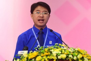 共青團本市市委范鴻山。（圖源：光定）