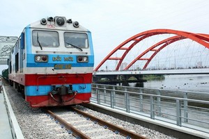 全長1.3公里的新平利鐵路橋正式通車。（圖源：）