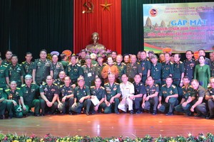 與會代表合影留念。（圖源：鴻盛）