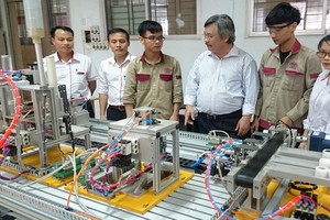 勞動與榮軍社會部：截至今年6月份，全國有1917個職技教育單位，其中有400所高等院校、492所中專和1025個職技教育中心。