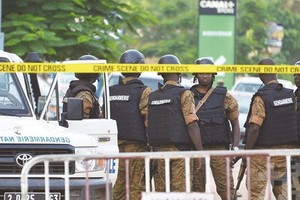 武警封鎖事發現場。（圖源：Getty Images）