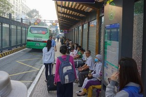 市第一郡咸宜街巴士中轉站一瞥。（圖源：Infonet）