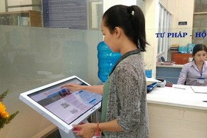 透過第十郡各個坊的網站，民眾使用在線公共服務時更加順利。