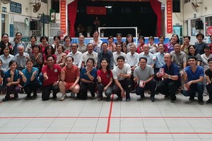 各華文中心老師在慶祝教師節活動上合照。