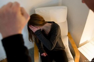 11月25日是制止暴力侵害婦女行為國際日。（示意圖源：DPA）