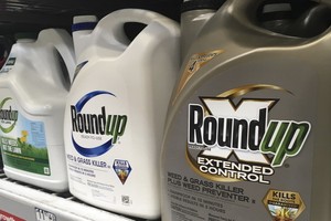 法國國家食品環境及勞動安全管理局(Anses)宣佈將36種含草甘膦(Glyphosate)的除草劑下架。（示意圖源：互聯網）