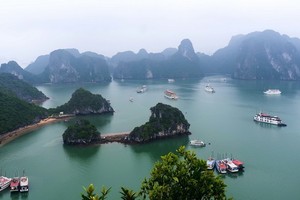 我國著名旅遊景點下龍灣一瞥。（圖源：互聯網）