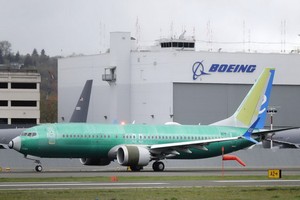 美國波音公司或最早於當地時間16日股市休市後宣佈，暫時減少其737 MAX機型的生產數量。（圖源：互聯網）