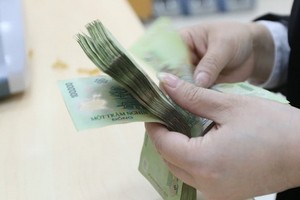 有39%企業認為，給銀行幹部茶資才能貸款已司空見慣。（示意圖源：光福）