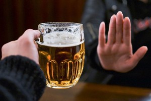 自2020年1月1日起，嚴禁勸酒。（示意圖源：互聯網）