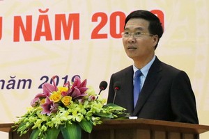 中央宣教部長武文賞在會議上發表講話。（圖源：秋姮）