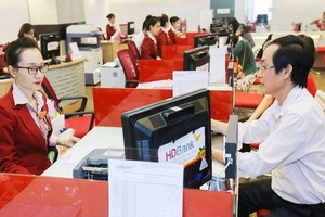 許多銀行集中向年底產銷活動提供貸款服務以確保信貸質量。