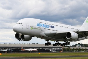 空客（Airbus）自2011年以來首次“擊敗”老對手美國波音公司，成為全球最大的飛機製造商。