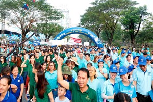 丁善理慈善徒步活動吸引眾多熱心人士的參與。（圖源：嘉敏）