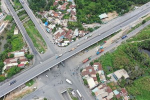 本市加快開展環市２路項目。（圖源：自忠）