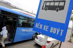 搭乘巴士客量銳減。（圖源：玉陽）