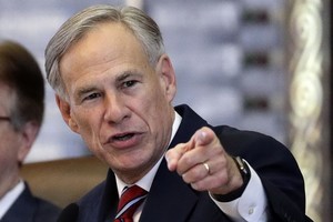 美國德州州長艾波特宣佈不再安置新難民。（圖源：互聯網）