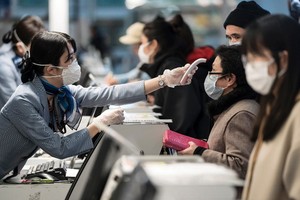 日本在機場加強檢疫。（圖源：互聯網）