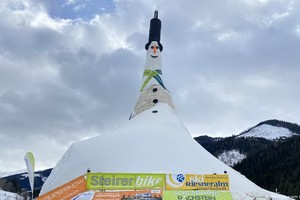 世界上最高的雪人：38.04米。（圖源：APA）