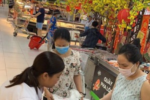 VinMart便利店承諾自今至本月23日期間，將無利潤出售龍蝦。（圖源：VinMart）