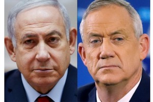 以色列總理內塔尼亞胡（左）與前參謀總長甘茨。（圖源：AFP）