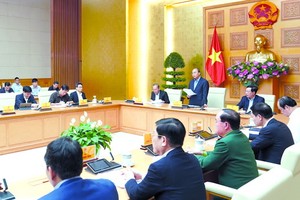 政府總理阮春福指導會議。（圖源：VGP）