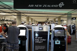 澳大利亞和新西蘭政府宣佈，將禁止所有非本國公民和永久居民入境。（圖源：AP）