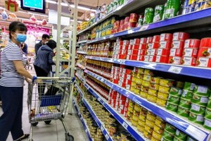 本市各超市的貨源供應充足。