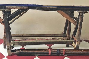 曬香架和曬香竹條。