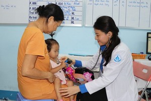 一直保持笑容正是使病童喜歡周素鴛醫生的秘訣。