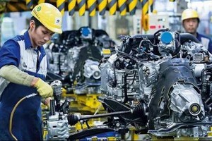 造船及重型機械、生產用機械、非鐵金屬、鋼鐵、纖維等行業大型企業信心指數的降幅均為兩位數。（圖源：互聯網）