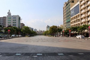 第一郡阮慧步行街上清淨無人。