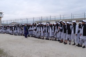 當地時間12日，阿富汗國家安全委員會證實，根據該國總統加尼的命令，已從監獄釋放第三批塔利班在押人員。（圖源：阿富汗國家安全委員會）