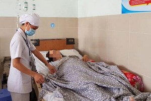 患者L.T.N.T當前已闖過險關，生命體征基本平穩。（圖源：阮盛）