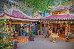 西寧省黑婆山魔天嶺觀音廟一瞥。（圖源：互聯網）