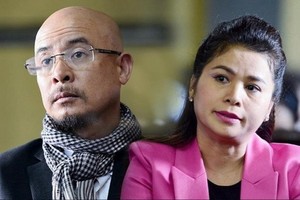 中原集團聯合創始人鄧黎原宇（左）與黎黃葉草。（圖源：段康）