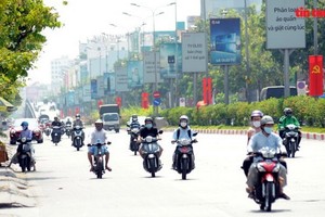 節日期間本市天氣酷熱。（示意圖源：孟玲）