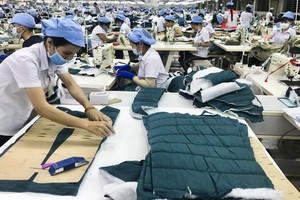 今年首季度，不少企業的營收額減少20%；信用證開設期限也獲延長。（示意圖源：互聯網）