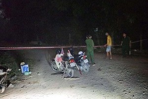 圖為4月24日晚間，平政縣永祿B鄉6A村空曠地一處的案發現場。（圖源：CTV）