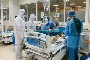 第91病例是本市當前唯一一例新冠肺炎危重型患者，病情危殆，十分兇險。（圖源：越通社）