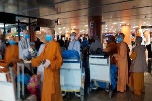 從緬甸撤回的部份越南公民。（圖源：PLO）