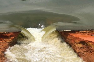 潭辰水壩決堤事故現場。（圖源：光祿）