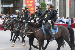 騎兵機動警察團成立儀式現場一瞥。（圖源：VOV）