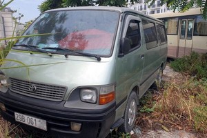 用以接送學生上下學的涉事客車。（圖源：永河）