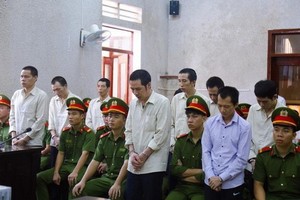 庭審現場一瞥。（圖源：線潘）