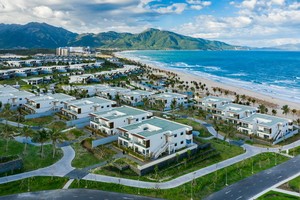 度假區面向無敵海景。