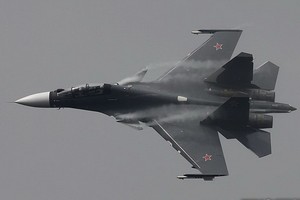 俄羅斯出動蘇-30戰機攔截。（圖源：互聯網）