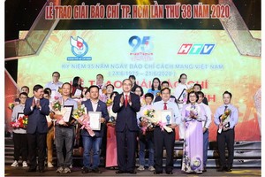 新聞工作者不斷研習以提高專業水平