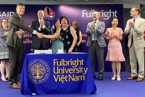 贊助金頒發儀式。（圖源：大義）